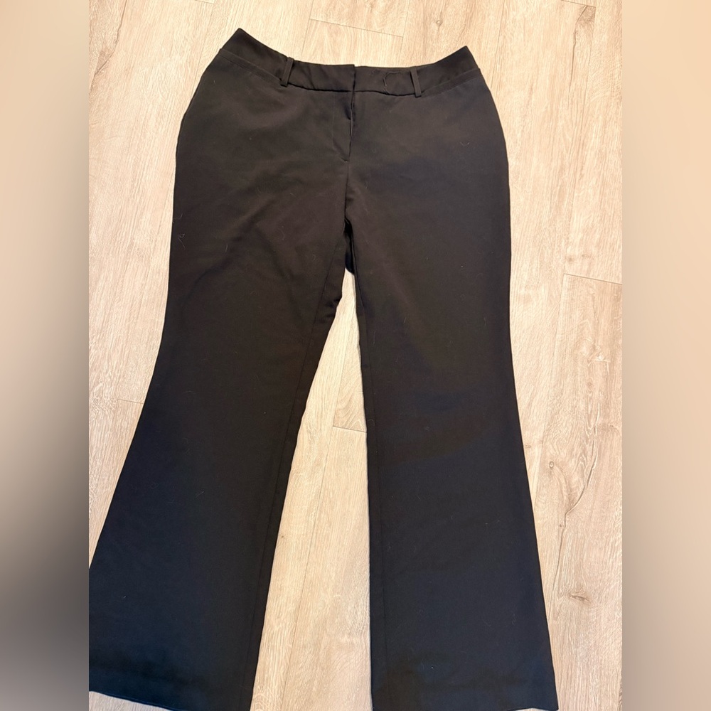 Elegant Black Wide-Leg Trousers